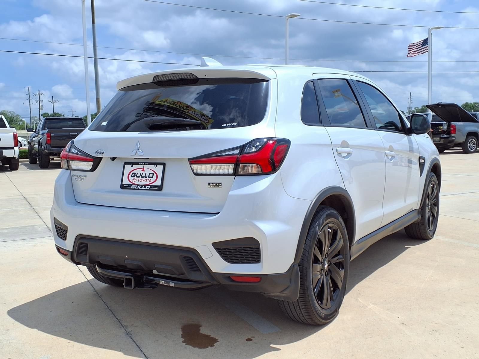 Used 2023 Mitsubishi Outlander Sport LE image 6