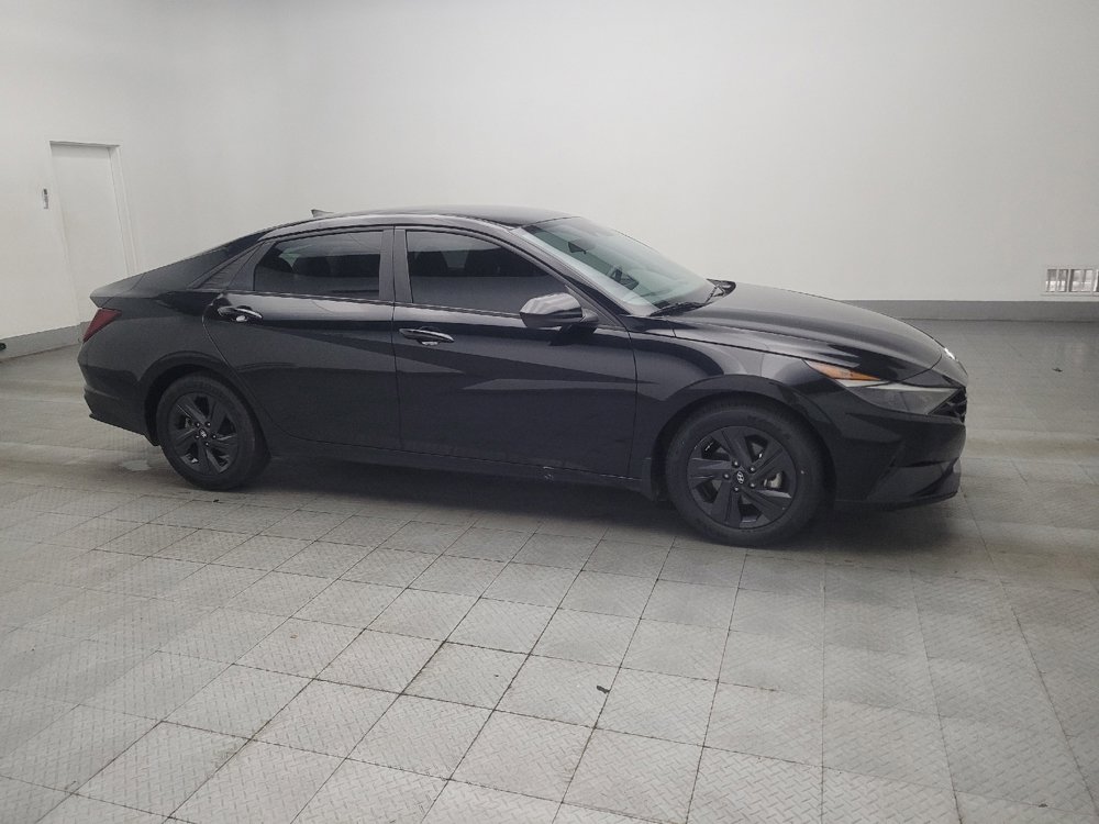 Used 2023 Hyundai Elantra SEL w/ Winter Weather Package image 11