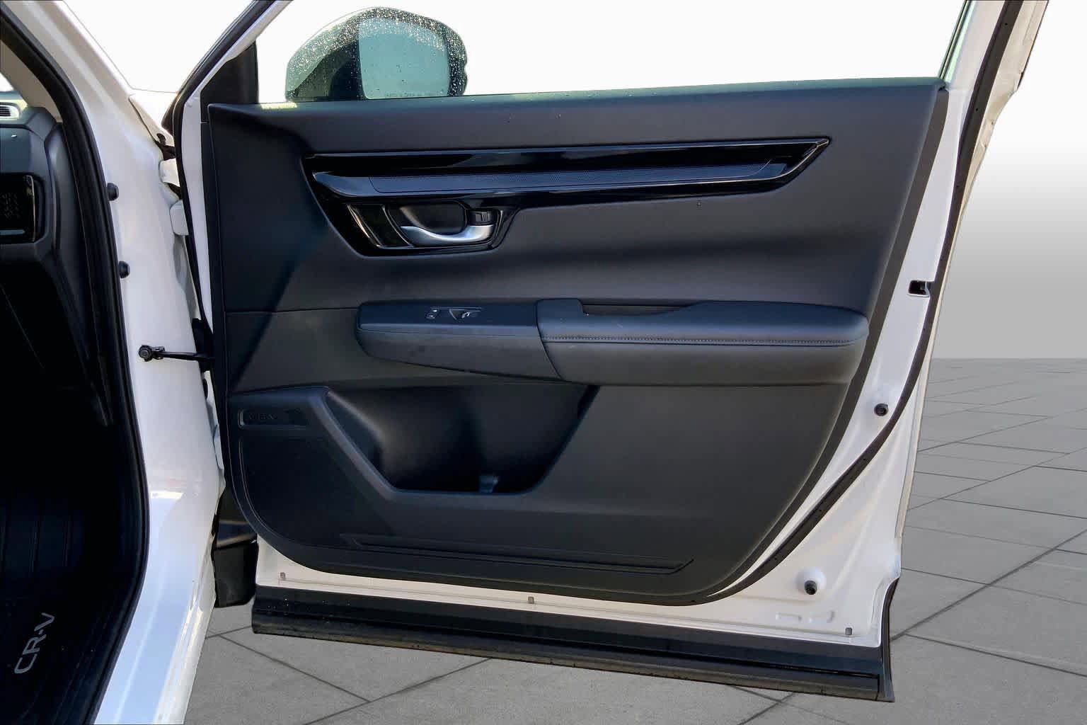 Used 2024 Honda CR-V EX-L image 37
