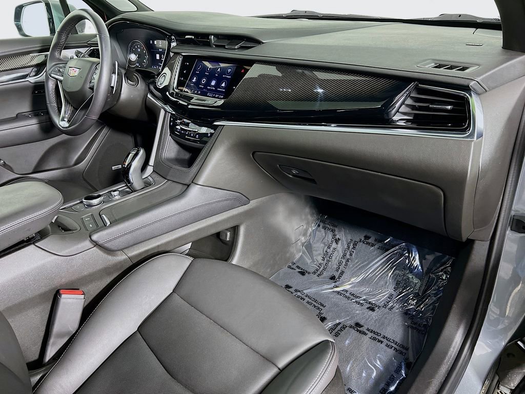 Used 2023 Cadillac XT6 Sport w/ Technology Package image 31
