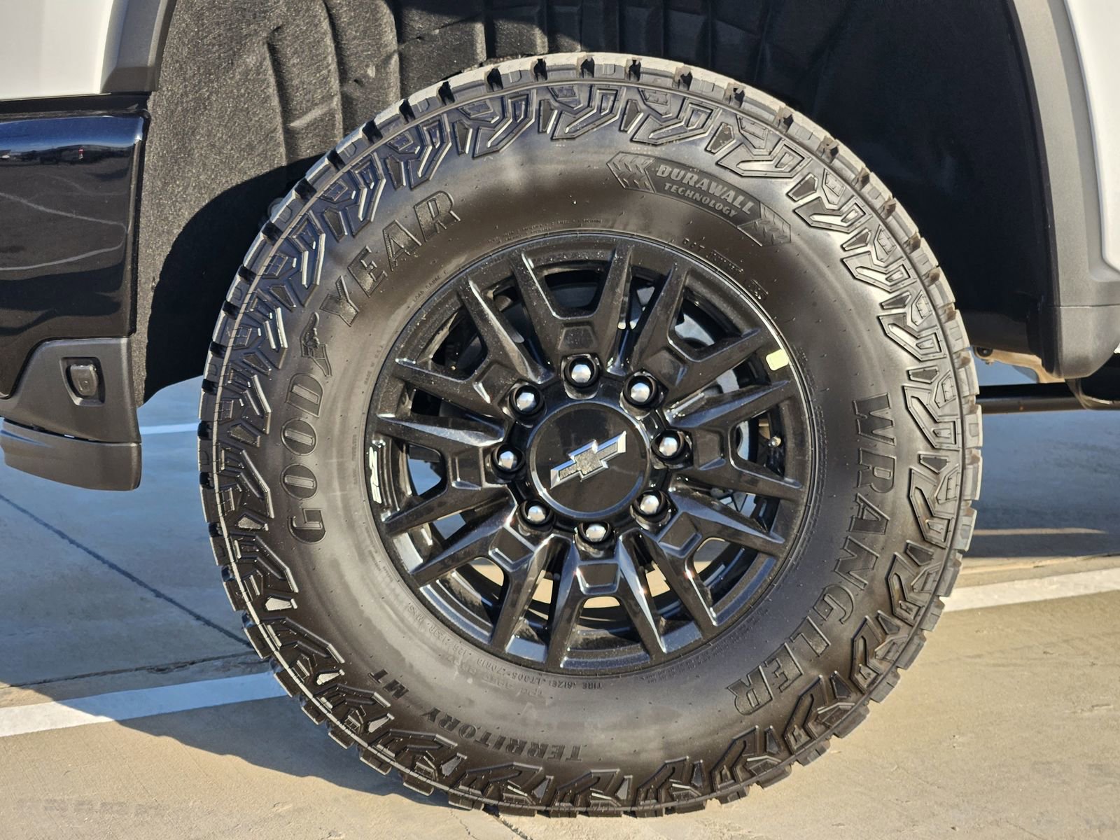 New 2026 Chevrolet Silverado 2500 ZR2 AWD/4WD image 13