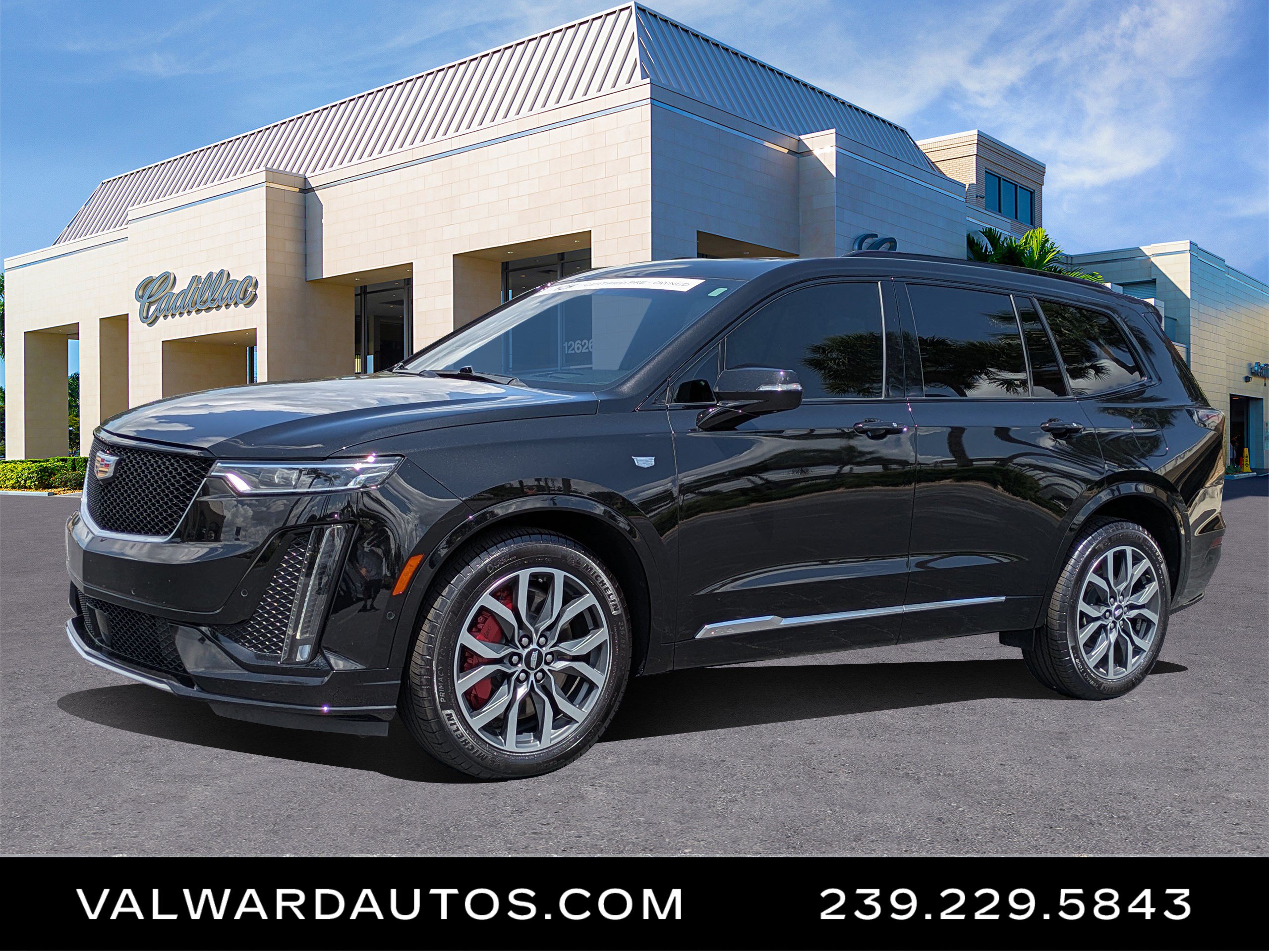 Used 2023 Cadillac XT6 Sport w/ Technology Package AWD/4WD image 1
