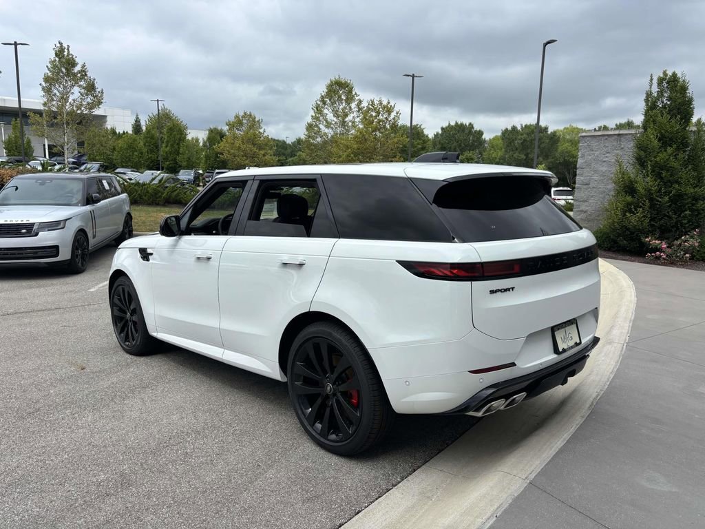 New 2025 Land Rover Range Rover Sport Dynamic SE image 7