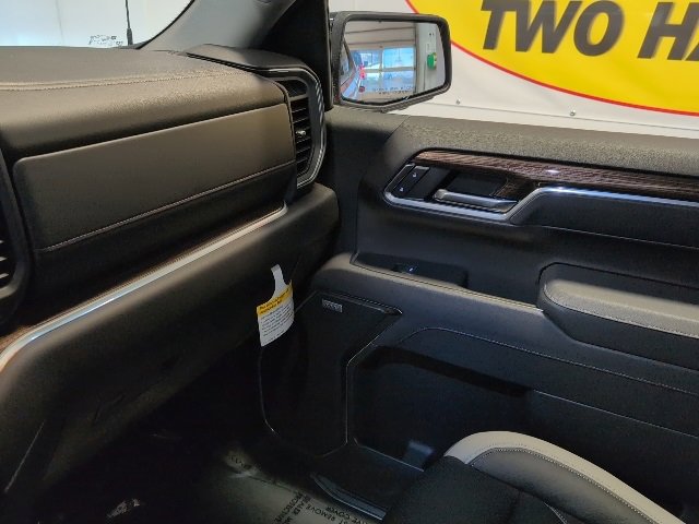 New 2025 Chevrolet Silverado 1500 RST w/ Convenience Package II image 32