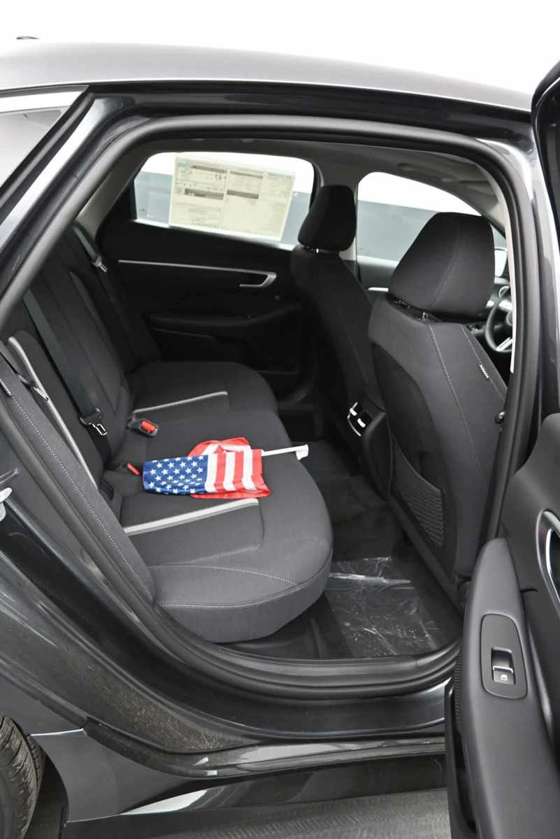 New 2026 Hyundai Sonata SEL FWD image 12