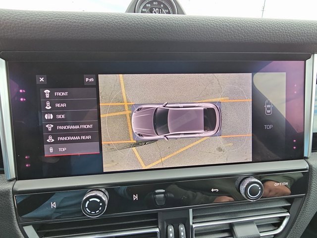 Used 2024 Porsche Macan image 25