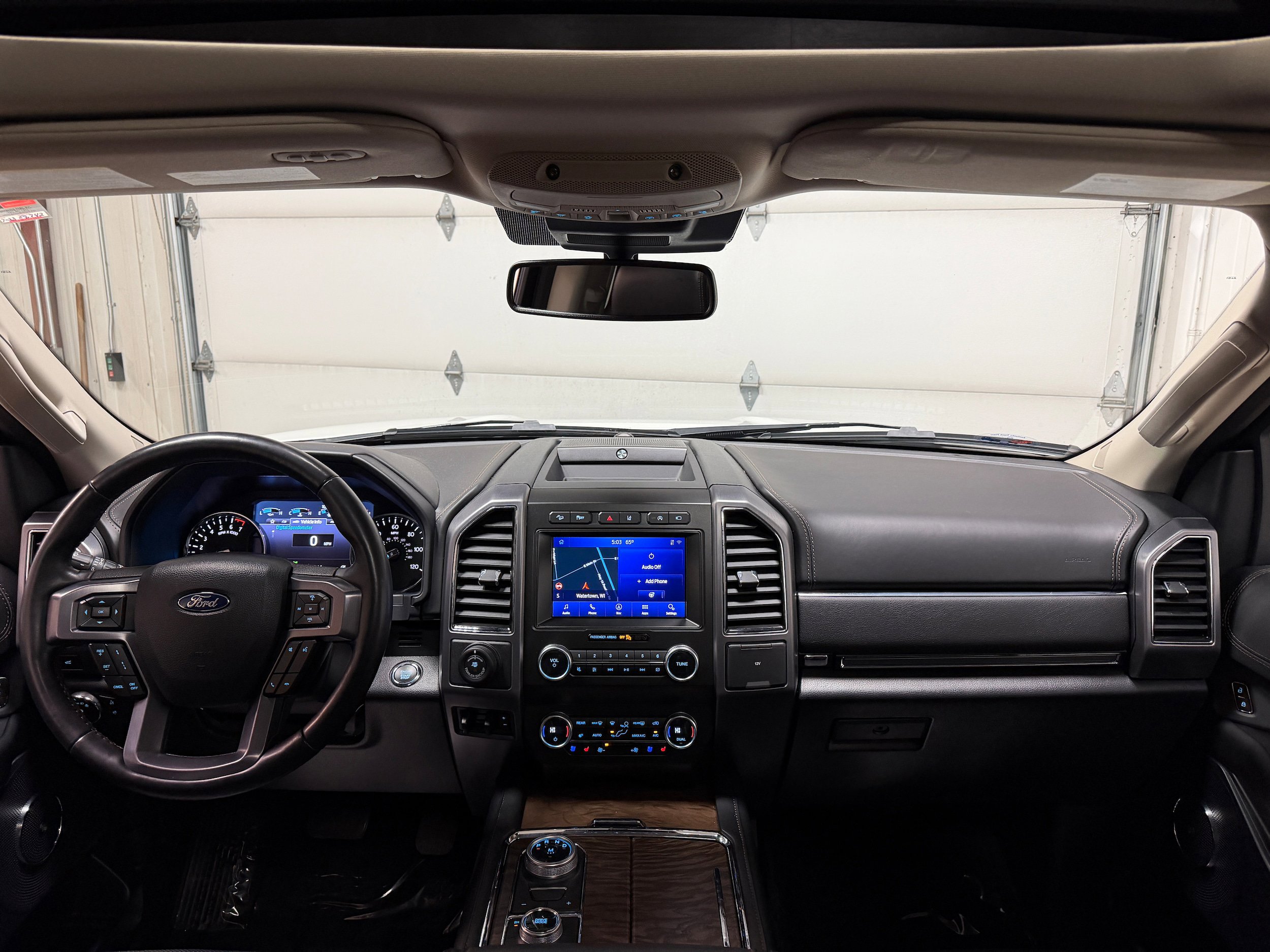 Used 2021 Ford Expedition Max Platinum AWD/4WD image 3
