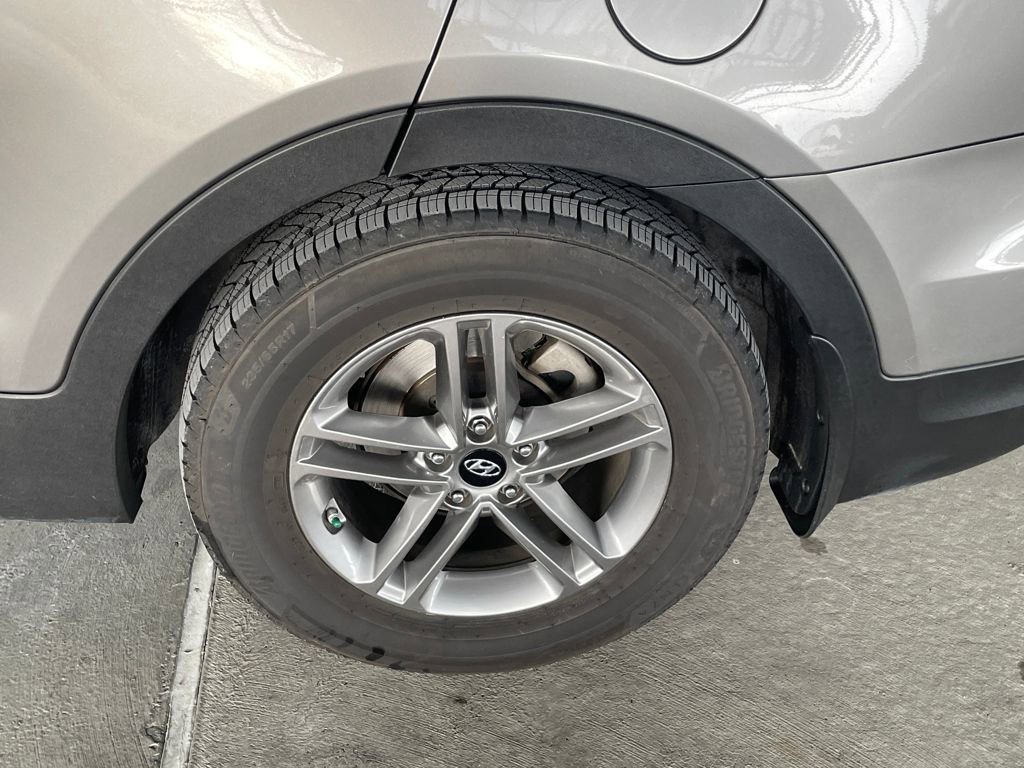Used 2018 Hyundai Santa Fe Sport w/ 2.4L Tech Package 04 image 10