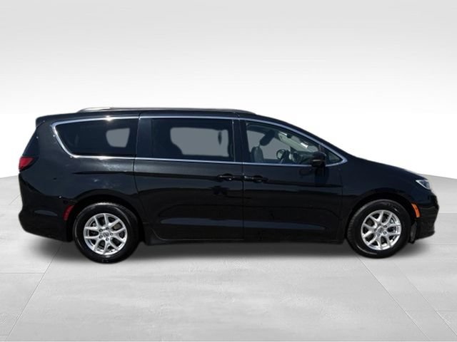 Used 2022 Chrysler Pacifica Touring-L FWD image 20