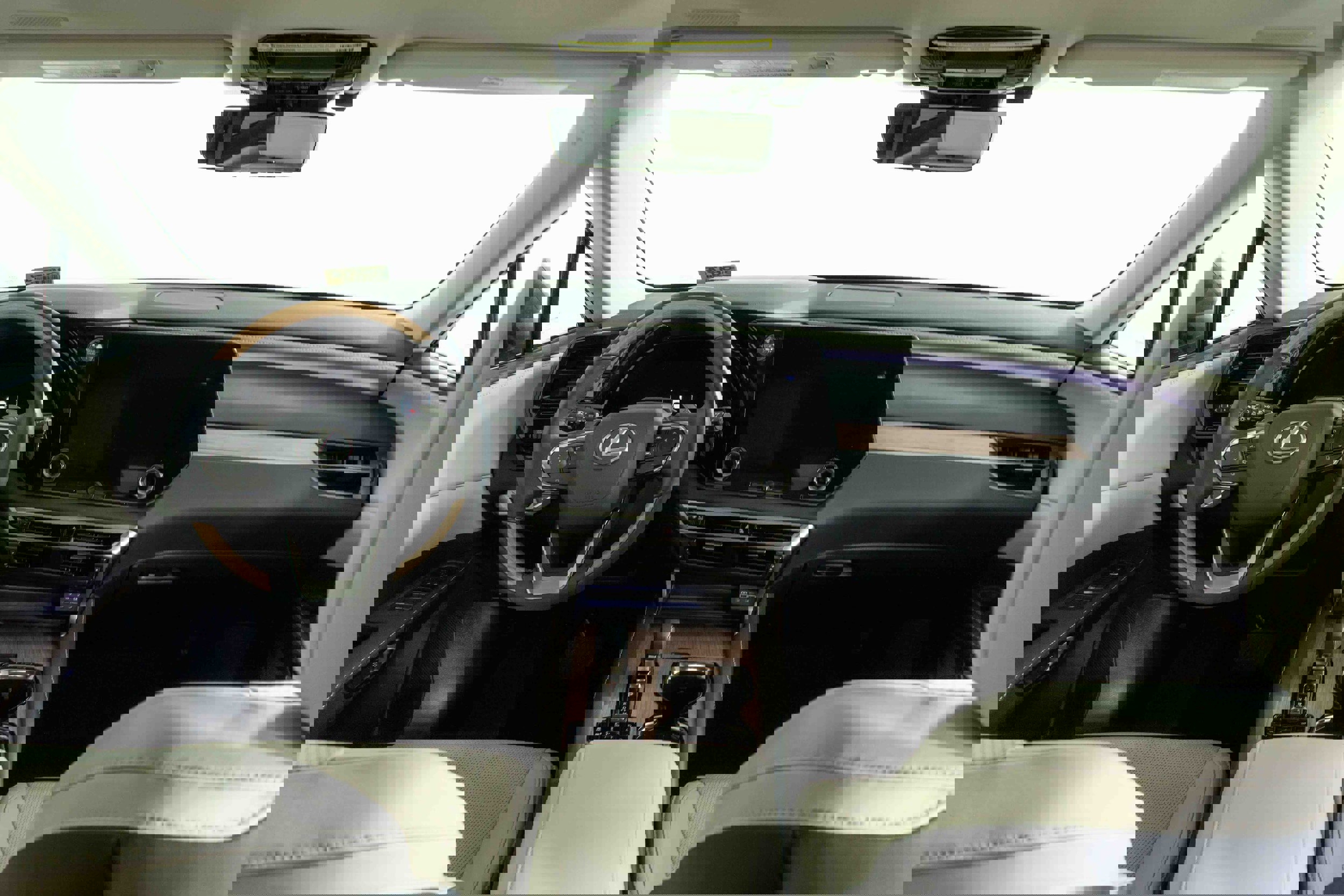 Certified 2025 Lexus RX 350 Premium Plus image 13