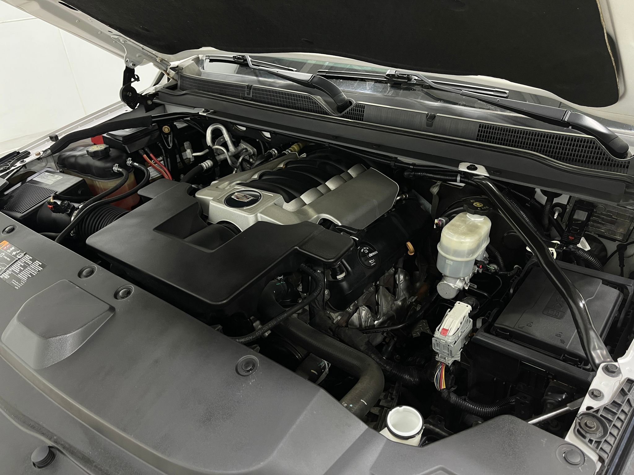 Used 2019 Cadillac Escalade Luxury image 27