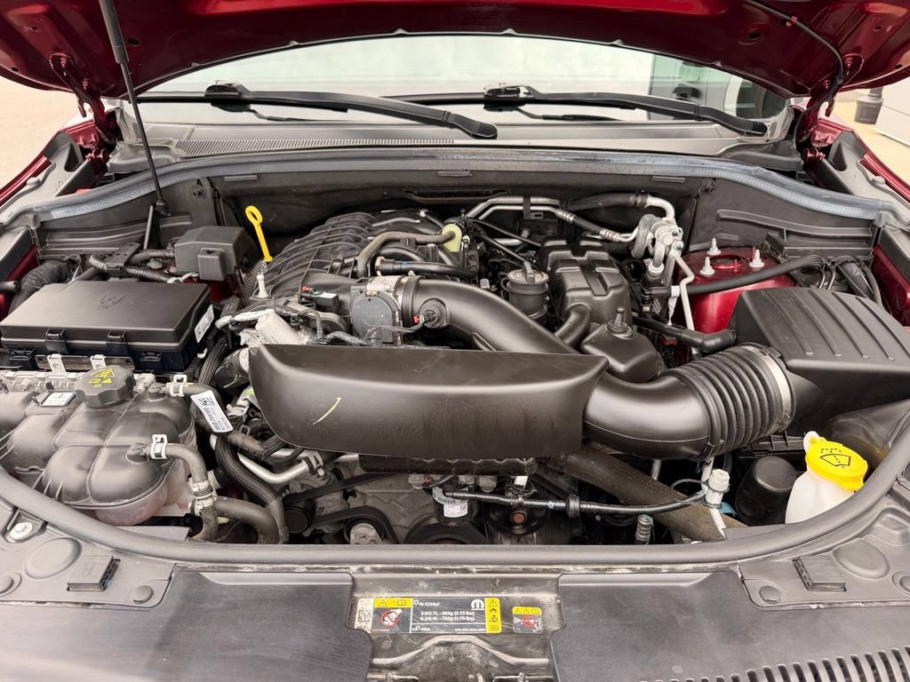 Used 2022 Dodge Durango SXT AWD/4WD image 31