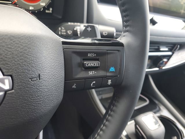 Used 2025 Nissan Rogue Platinum FWD image 20