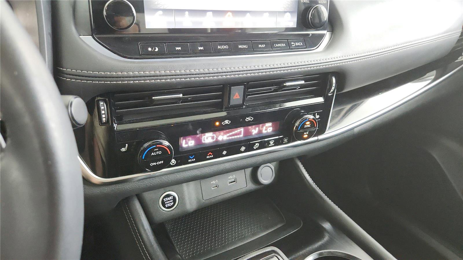 Used 2023 Nissan Rogue SL w/ SL Premium Package FWD image 26