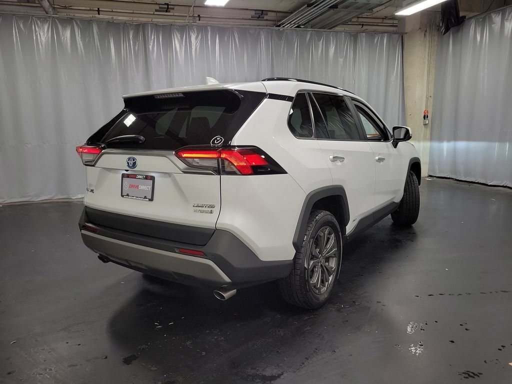 Used 2024 Toyota RAV4 Limited AWD/4WD image 8
