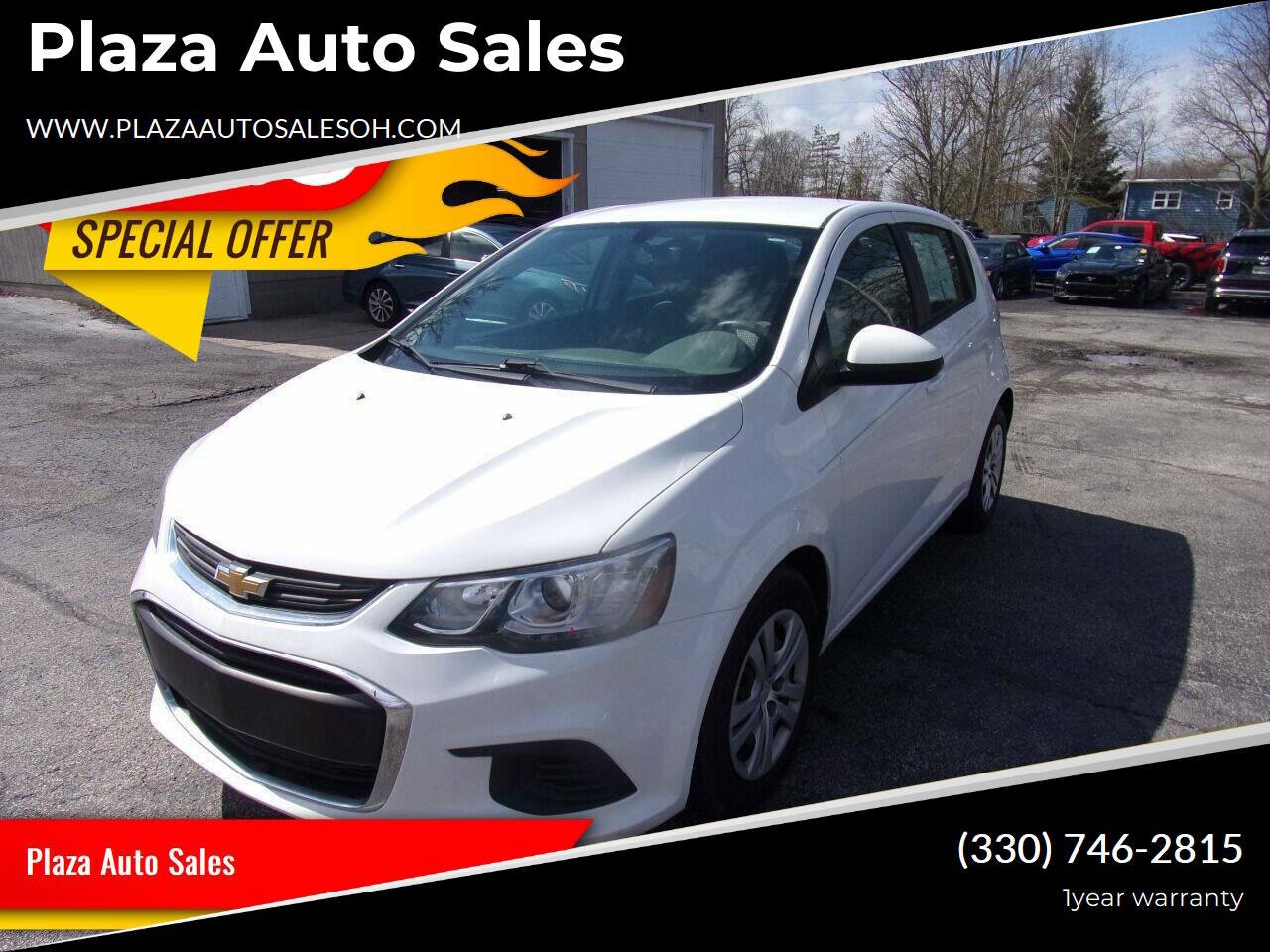 Used 2017 Chevrolet Sonic LT FWD image 2