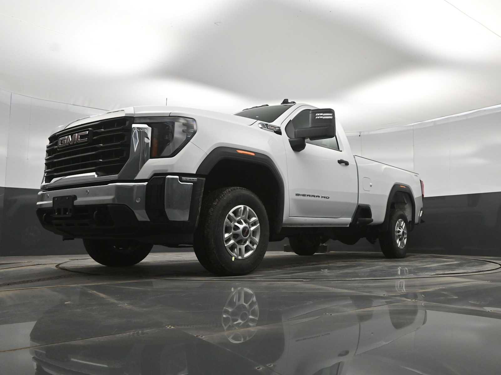 New 2026 GMC Sierra 2500 Pro w/ 1SA Pro Safety Plus Package AWD/4WD image 29