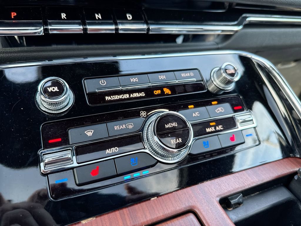 Used 2023 Lincoln Navigator Reserve image 17