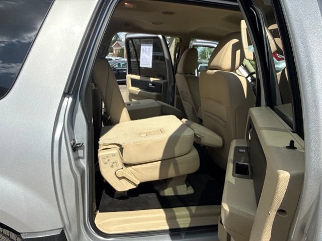 Used 2015 Ford Expedition EL XL w/ Equipment Group 101B AWD/4WD image 13