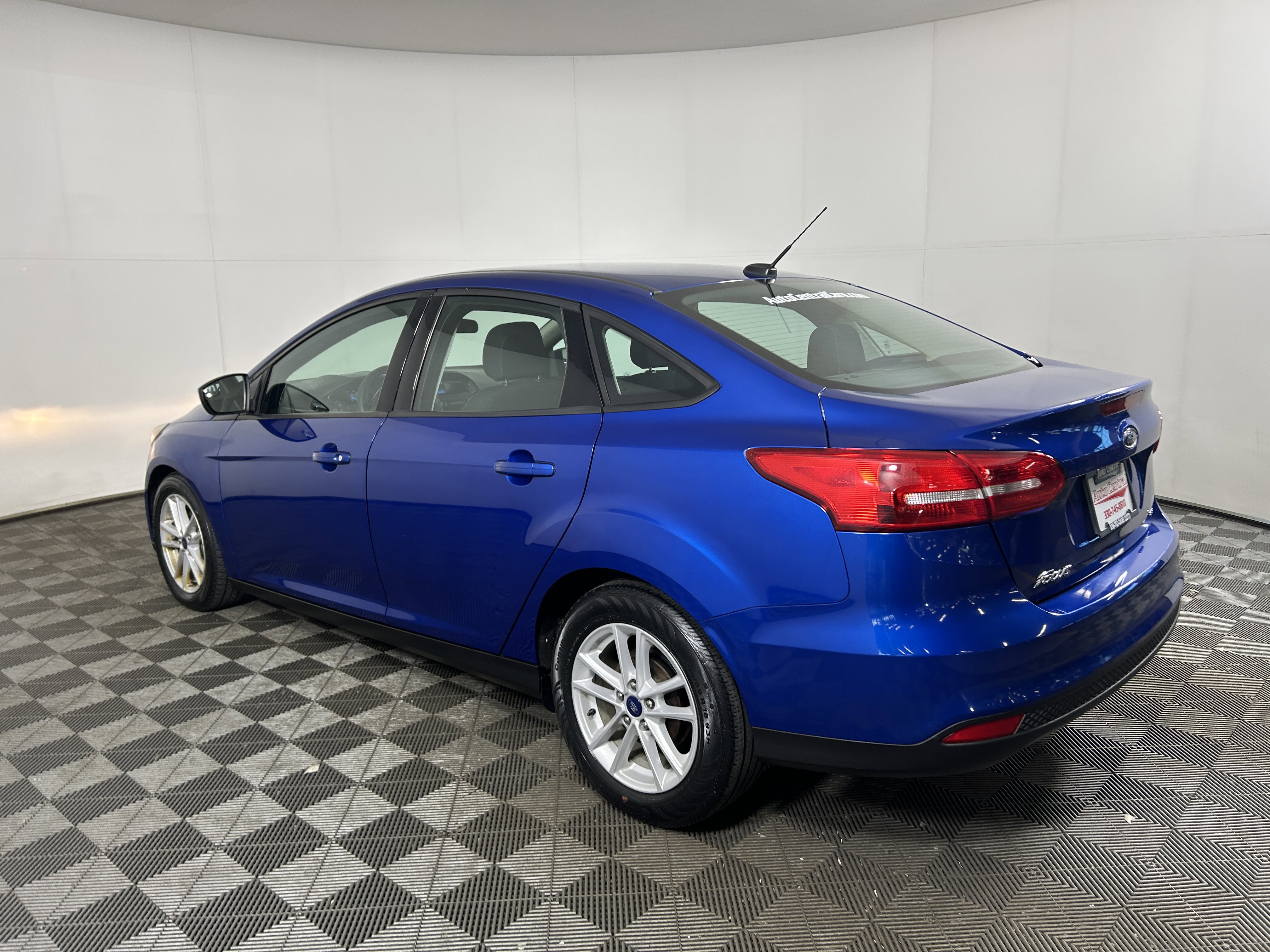 Used 2018 Ford Focus SE image 6
