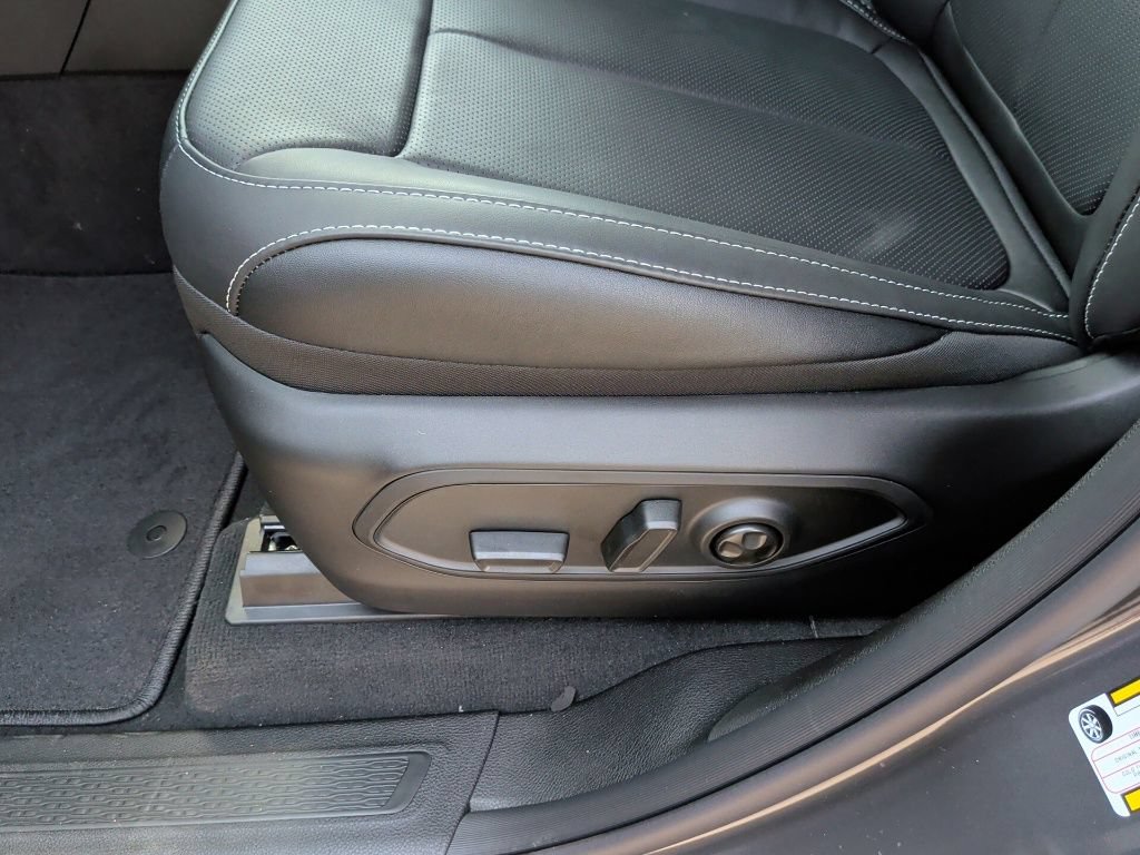 New 2026 Jeep Grand Cherokee Limited AWD/4WD image 14
