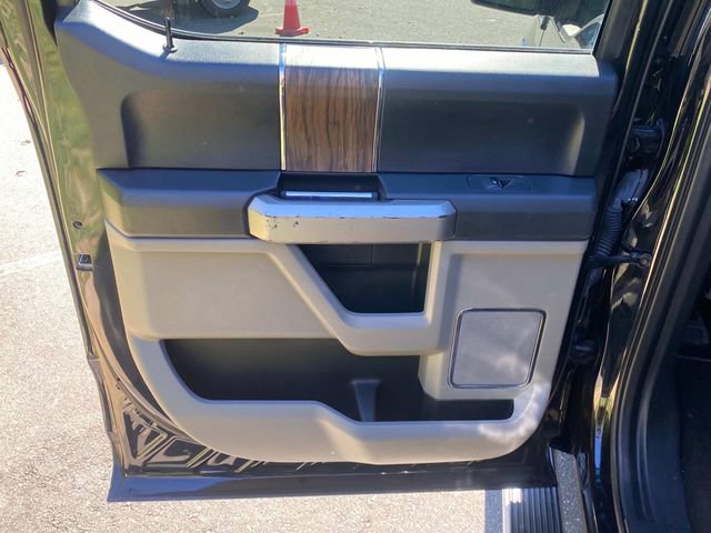 Used 2020 Ford F150 Lariat AWD/4WD image 10