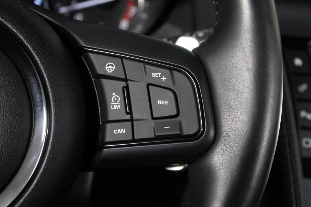Used 2018 Jaguar F-TYPE Coupe image 25