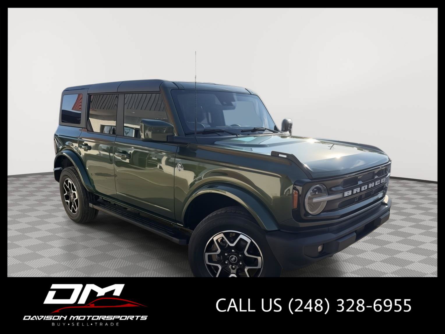 Used 2023 Ford Bronco Outer Banks AWD/4WD image 1