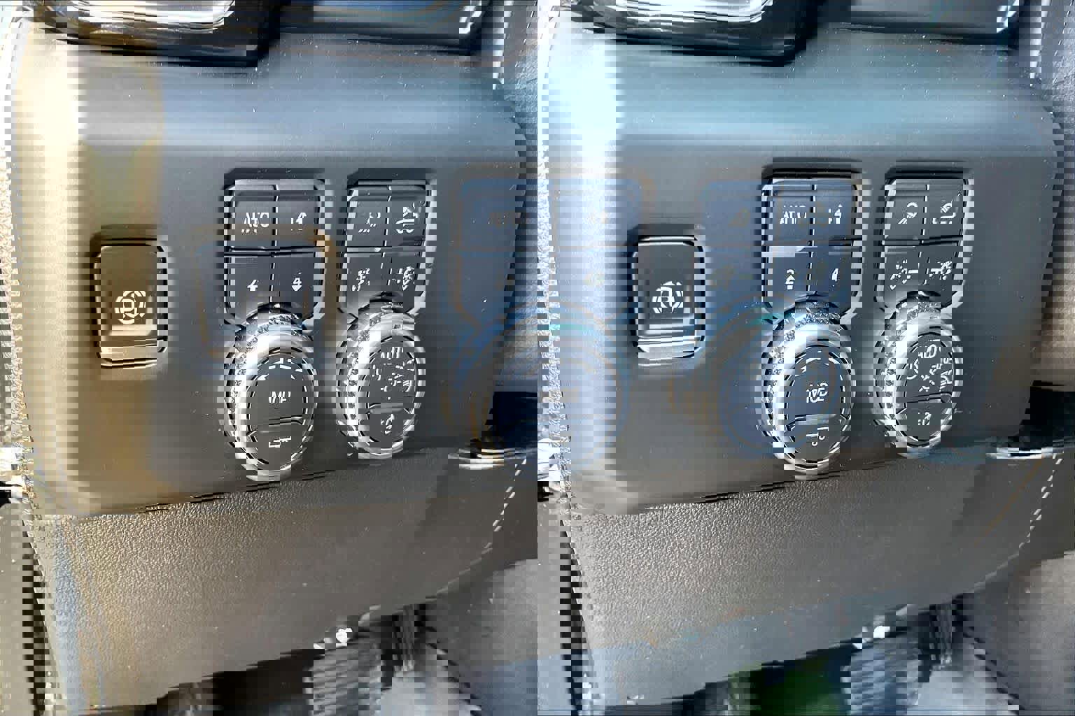 Used 2025 GMC Sierra 1500 Denali w/ Denali Reserve Package image 15