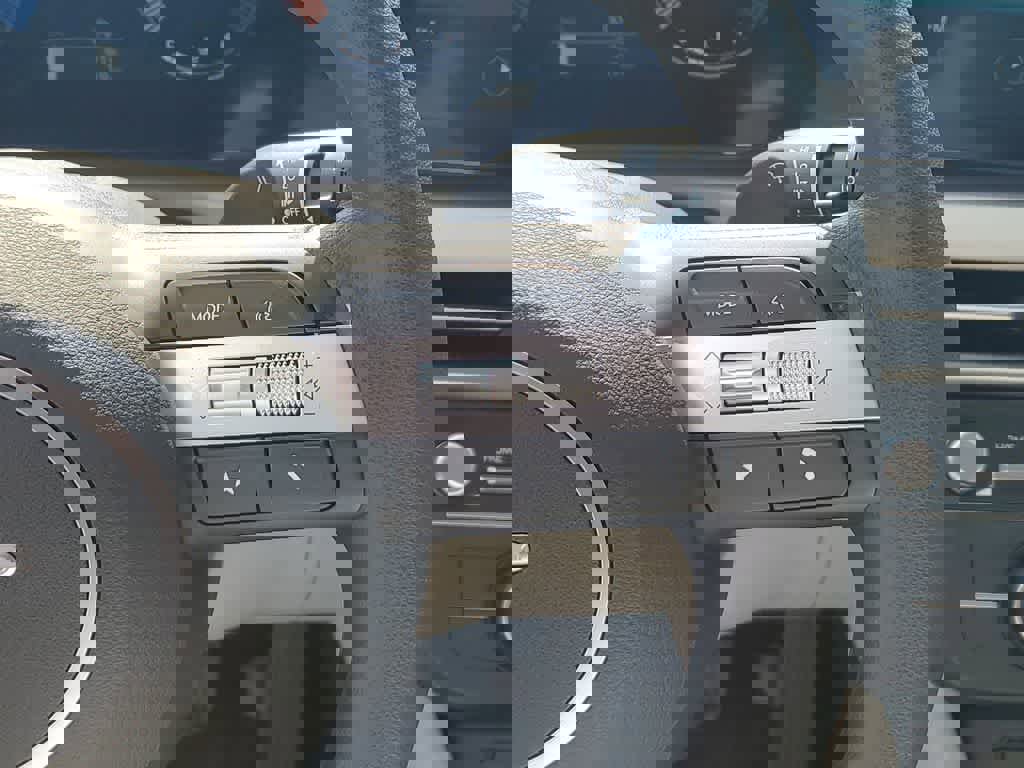 New 2026 Hyundai Tucson SE image 26