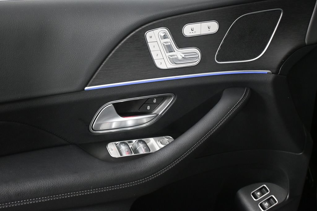 Certified 2025 Mercedes-Benz GLE 450e 4MATIC image 8