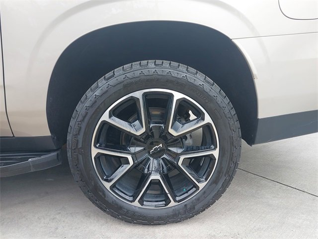 Used 2023 Chevrolet Suburban RST w/ Max Trailering Package image 33