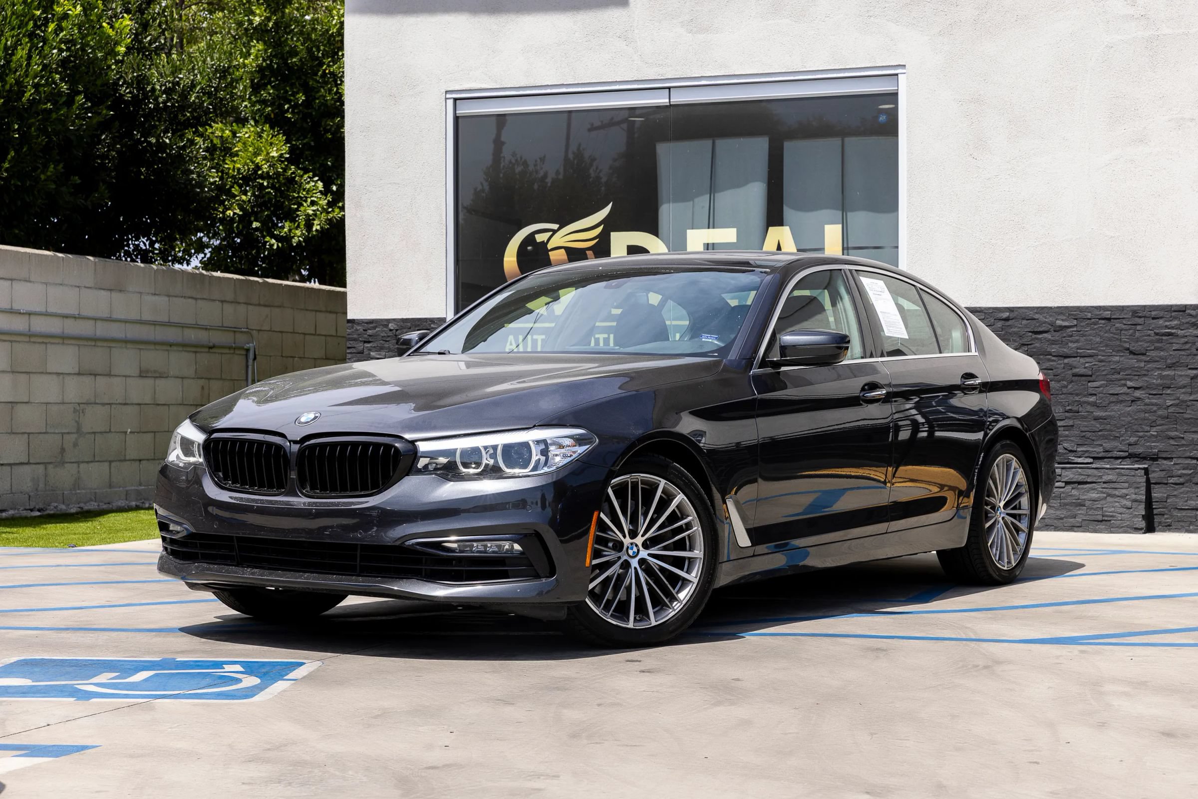 Used 2018 BMW 540i RWD image 5