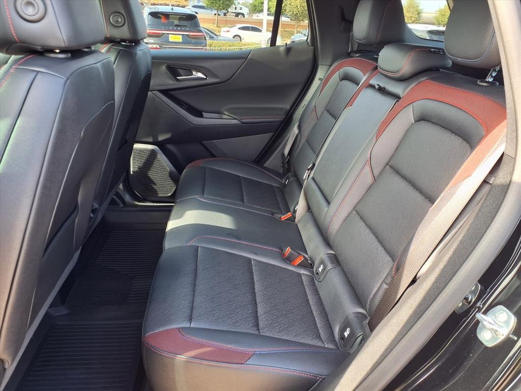 Used 2025 Chevrolet Equinox RS w/ Safety and Technology Package image 18