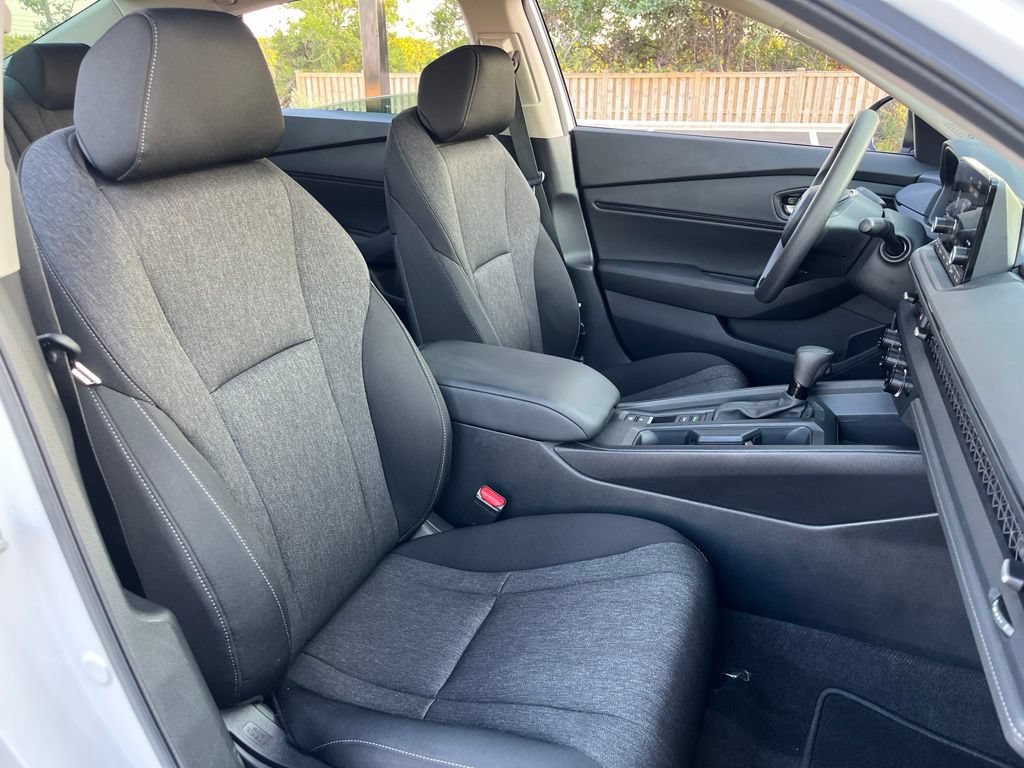 Certified 2025 Honda Accord SE image 26