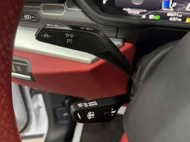 Used 2019 Lamborghini Urus AWD/4WD image 37