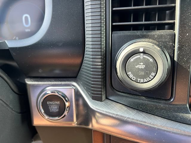 Used 2024 Ford F150 King Ranch AWD/4WD image 31