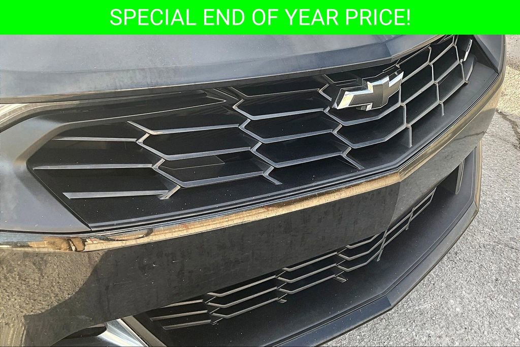 Used 2021 Chevrolet Camaro LT w/ RS Package image 30