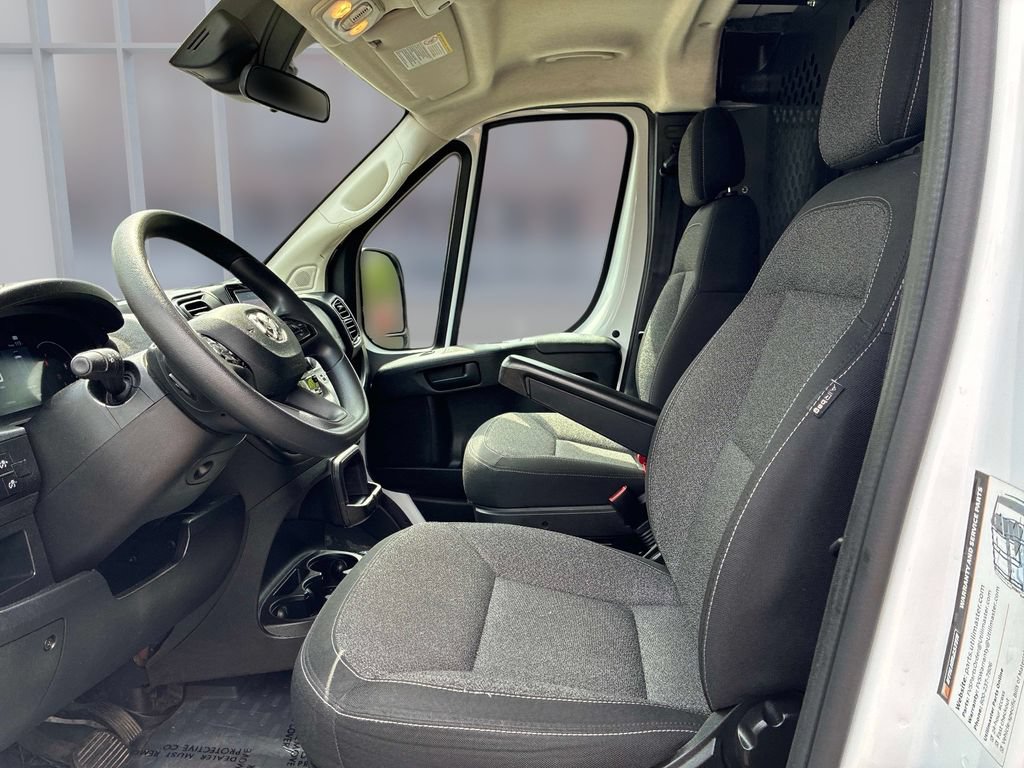 Used 2025 RAM ProMaster 2500 w/ U-Haul Equipment Group FWD image 27