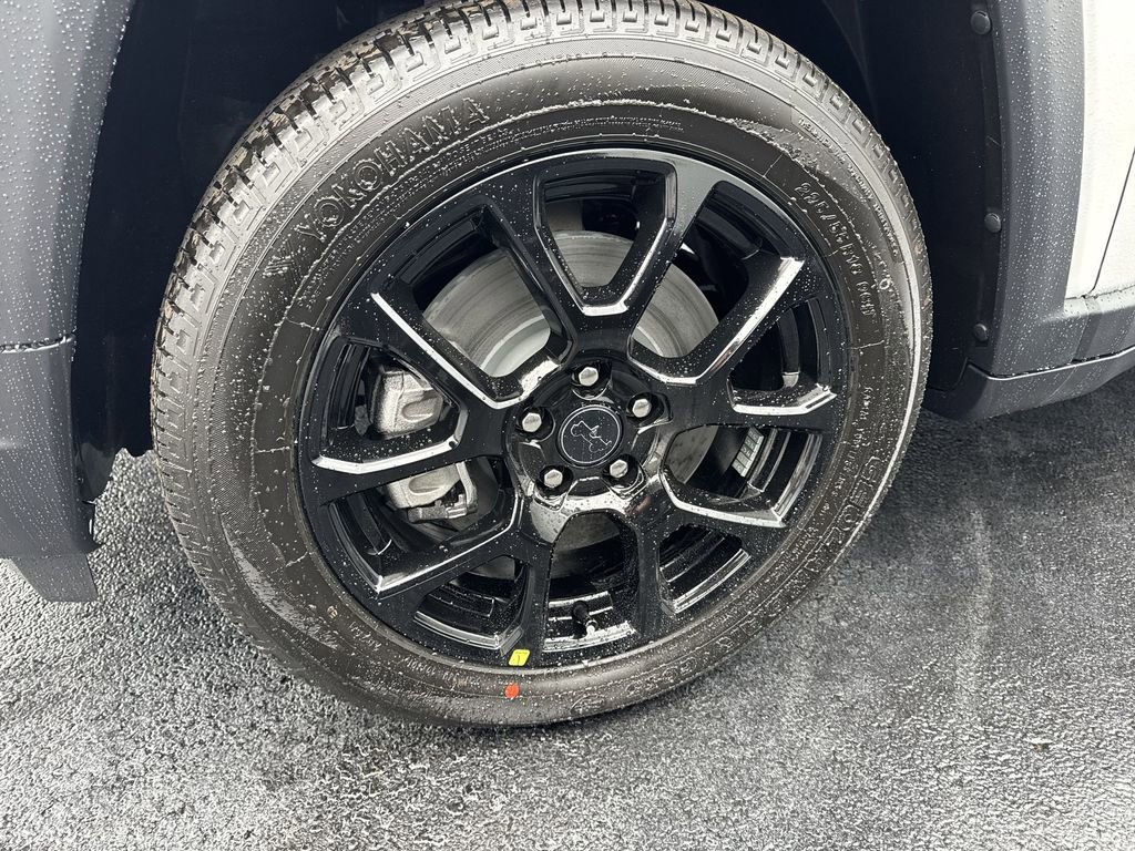 New 2026 Jeep Compass Latitude image 10