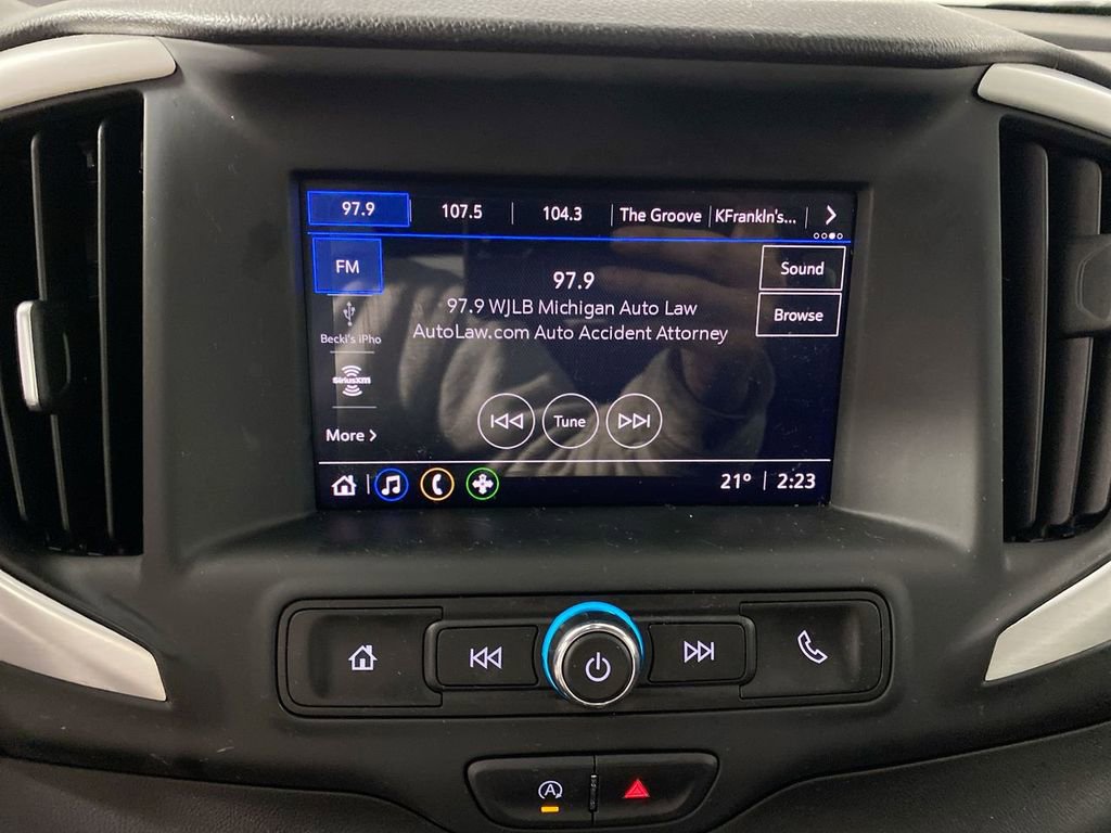 Used 2023 GMC Terrain SLE image 16