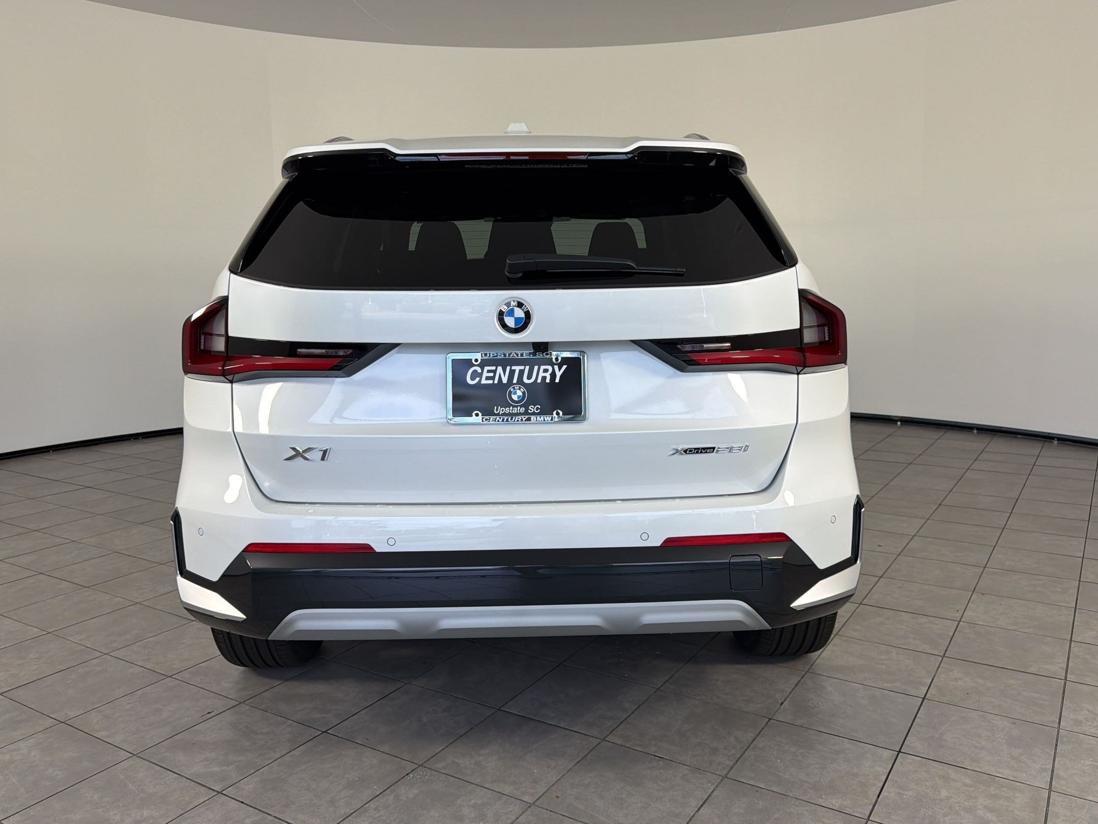 New 2026 BMW X1 xDrive28i w/ Technology Package AWD/4WD image 9