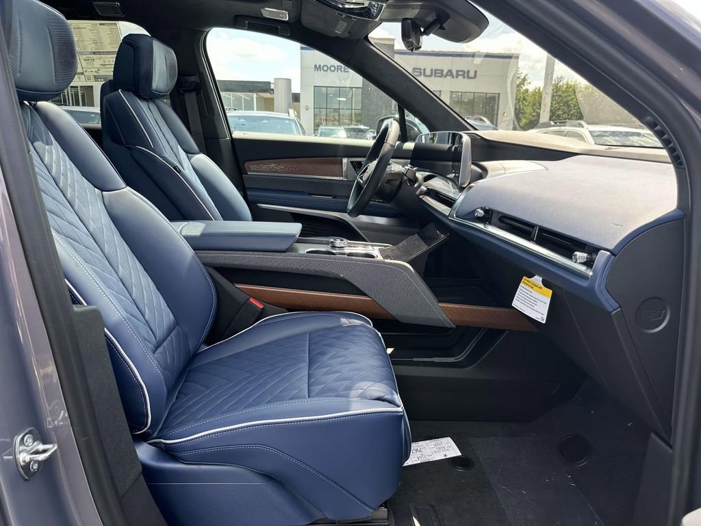 New 2026 Cadillac Vistiq Premium Luxury image 10