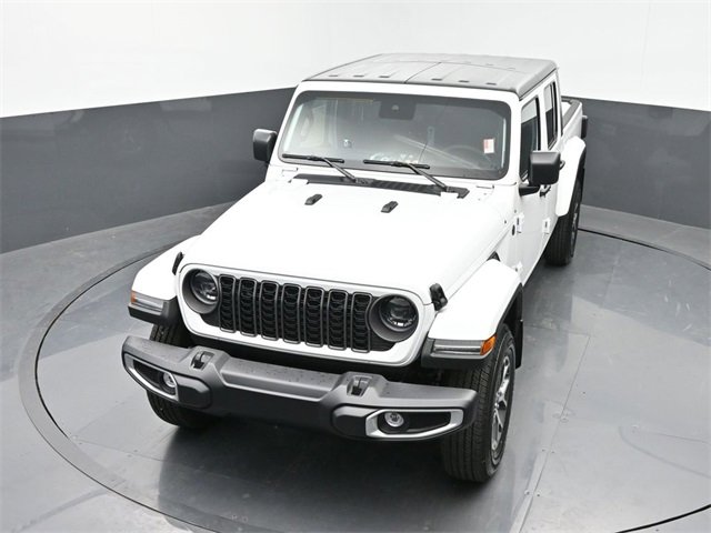 Used 2024 Jeep Gladiator Sport image 31