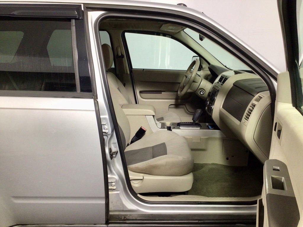 Used 2008 Ford Escape XLT image 30