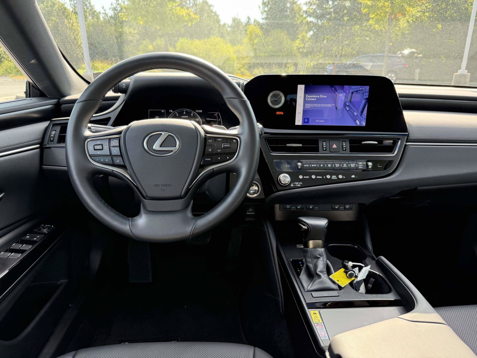 Used 2025 Lexus ES 350 w/ Premium Package FWD image 8