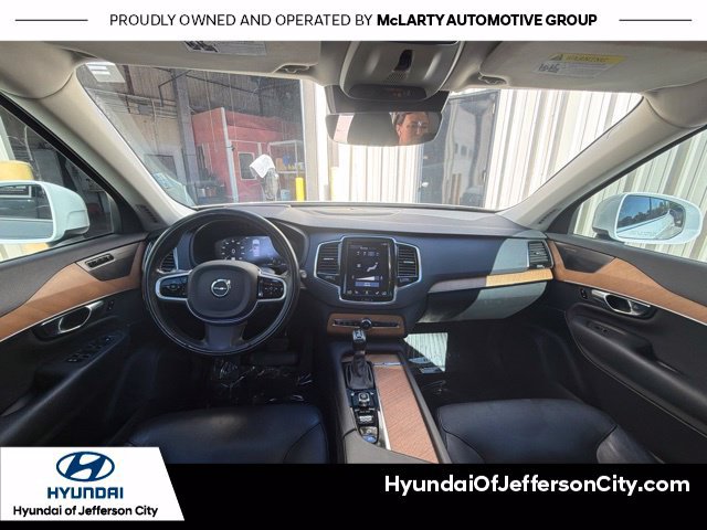 Used 2021 Volvo XC90 T5 Momentum w/ Advanced Package AWD/4WD image 16