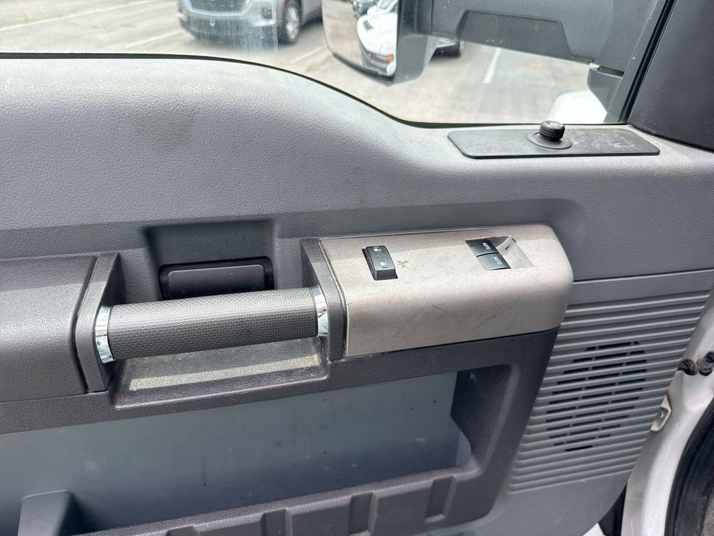 Used 2021 Ford F750 2WD Regular Cab Super Duty image 15