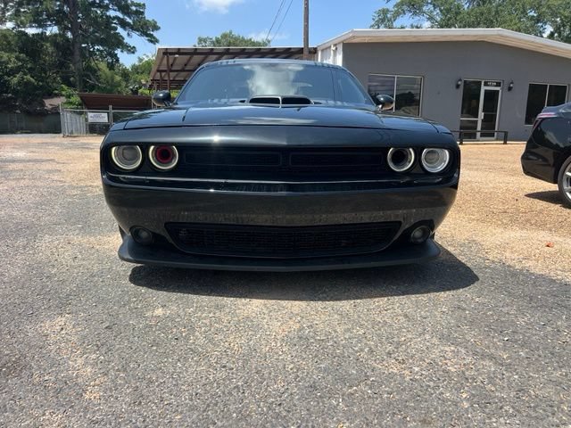 Used 2016 Dodge Challenger R/T Scat Pack RWD image 2
