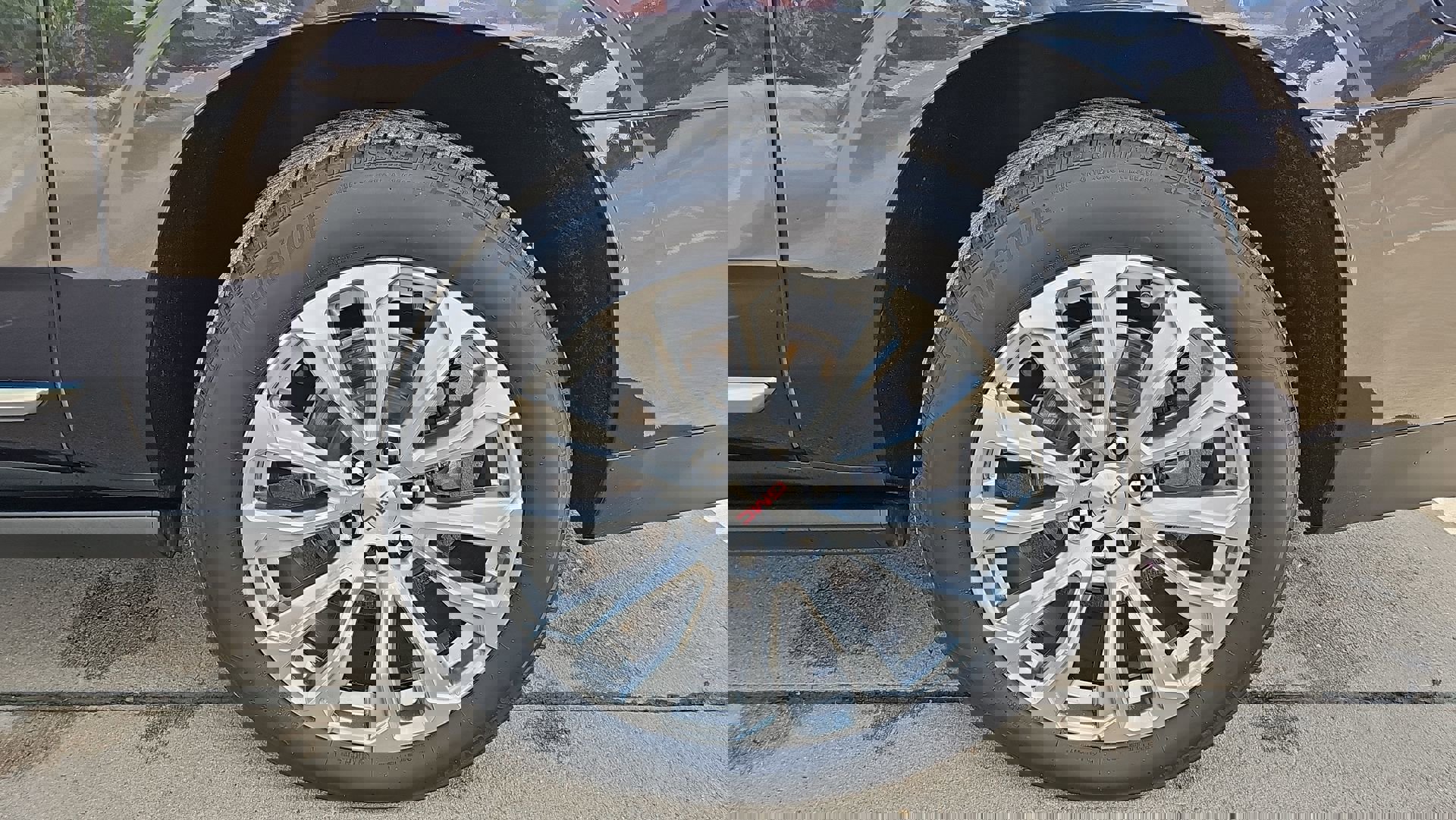 Used 2024 GMC Yukon XL Denali w/ Denali Reserve Package image 35